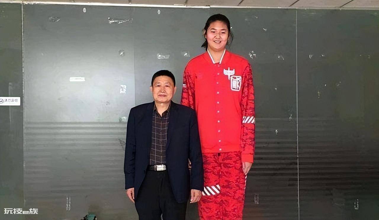 张子宇个人资料简介(被称为山东女姚明的张子宇有多高)-图片2